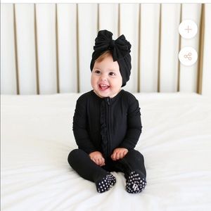 Posh Peanut Black ribbed footie one piece ruffled sz 18-24 months